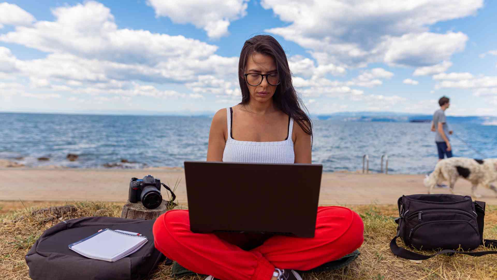 11 Essential Tips for Solo Female Digital Nomads Solo Female Digital Nomad Safety Tips