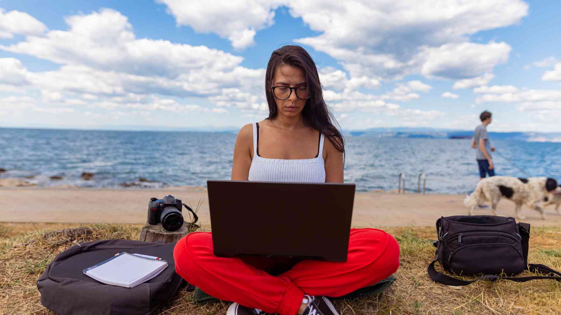 Exploring Digital Nomad Co-Living Experiences: Guide Digital Nomad Co-living Experiences