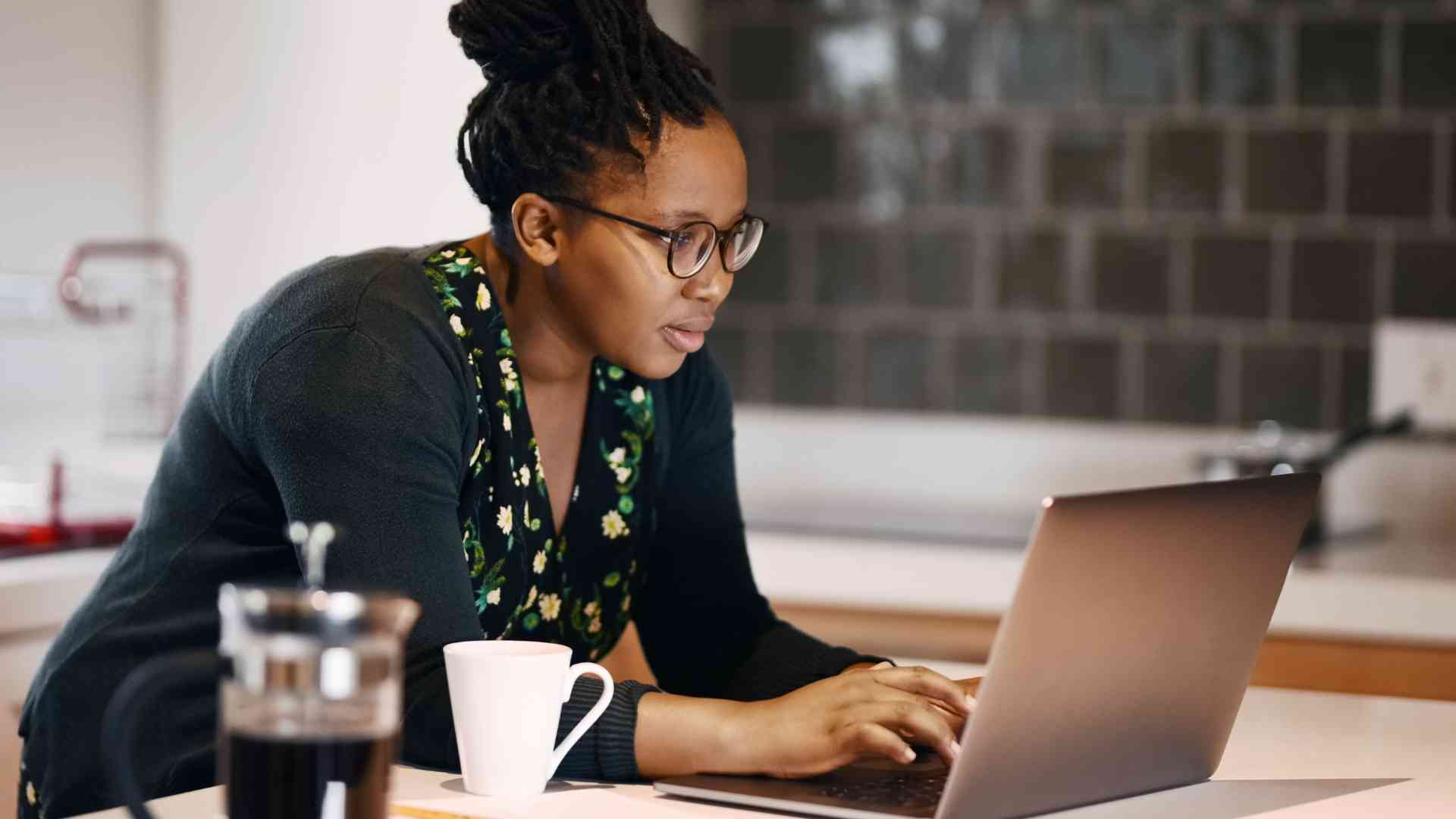 How to Become a Nomadpreneur: Building a Business on the Go