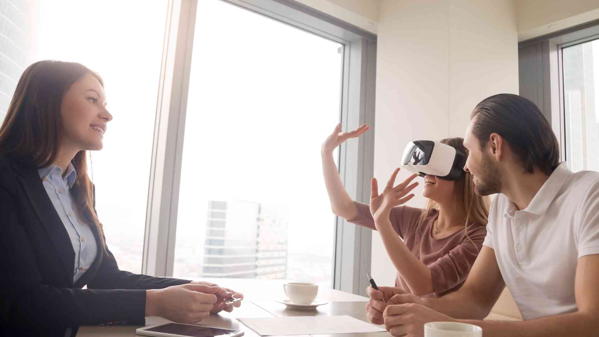 How to Enhance Nomadic Adventures with Virtual Reality Tech? How can I leverage virtual reality technology to enhance my nomadic experiences