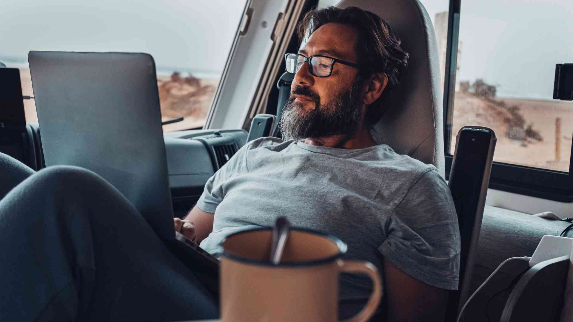7 Advantages of the Digital Nomad Lifestyle advantages of digital nomad