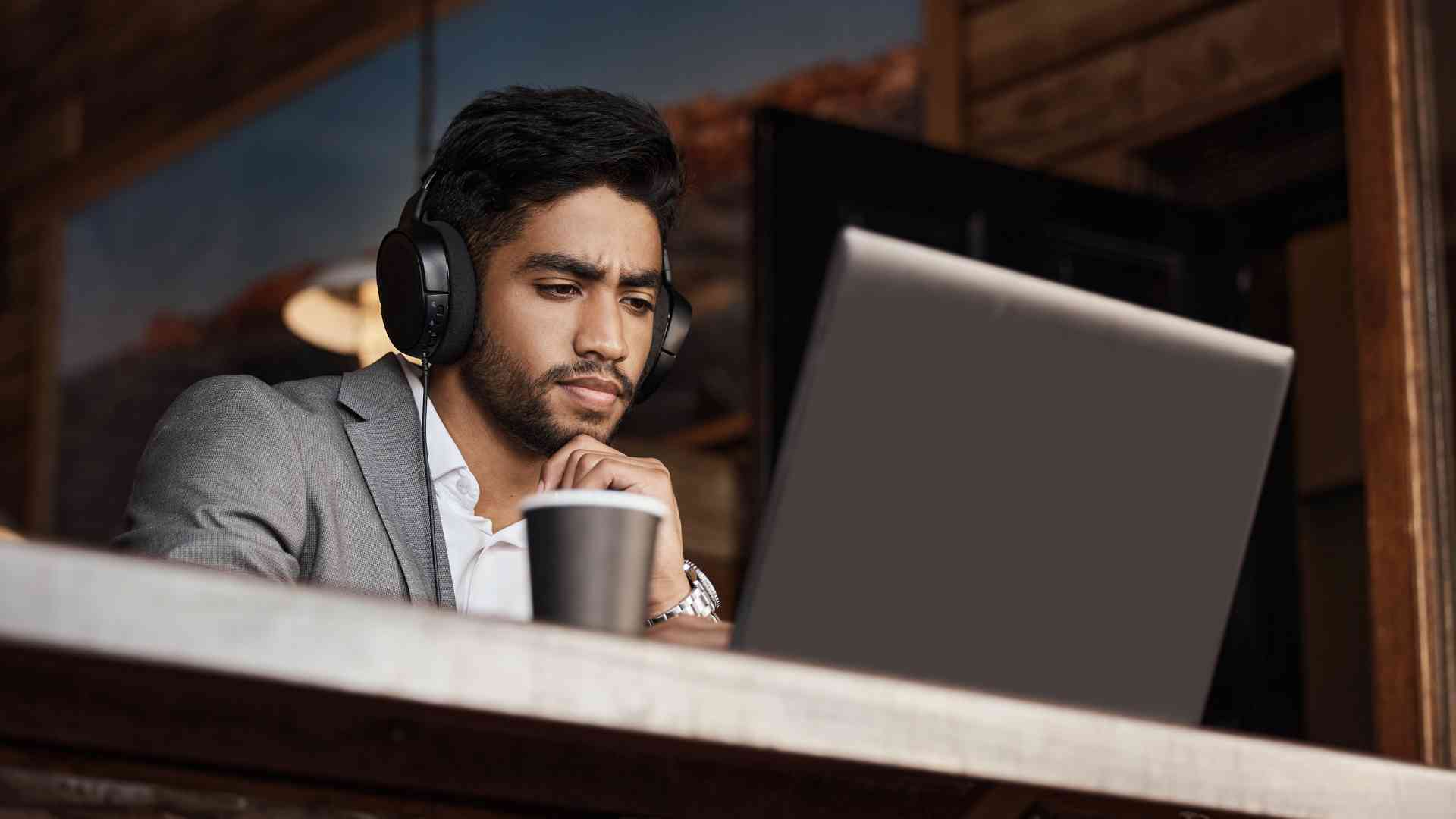 How to Create a Remote Work Routine That Works? Guide Creating a Remote Work Routine