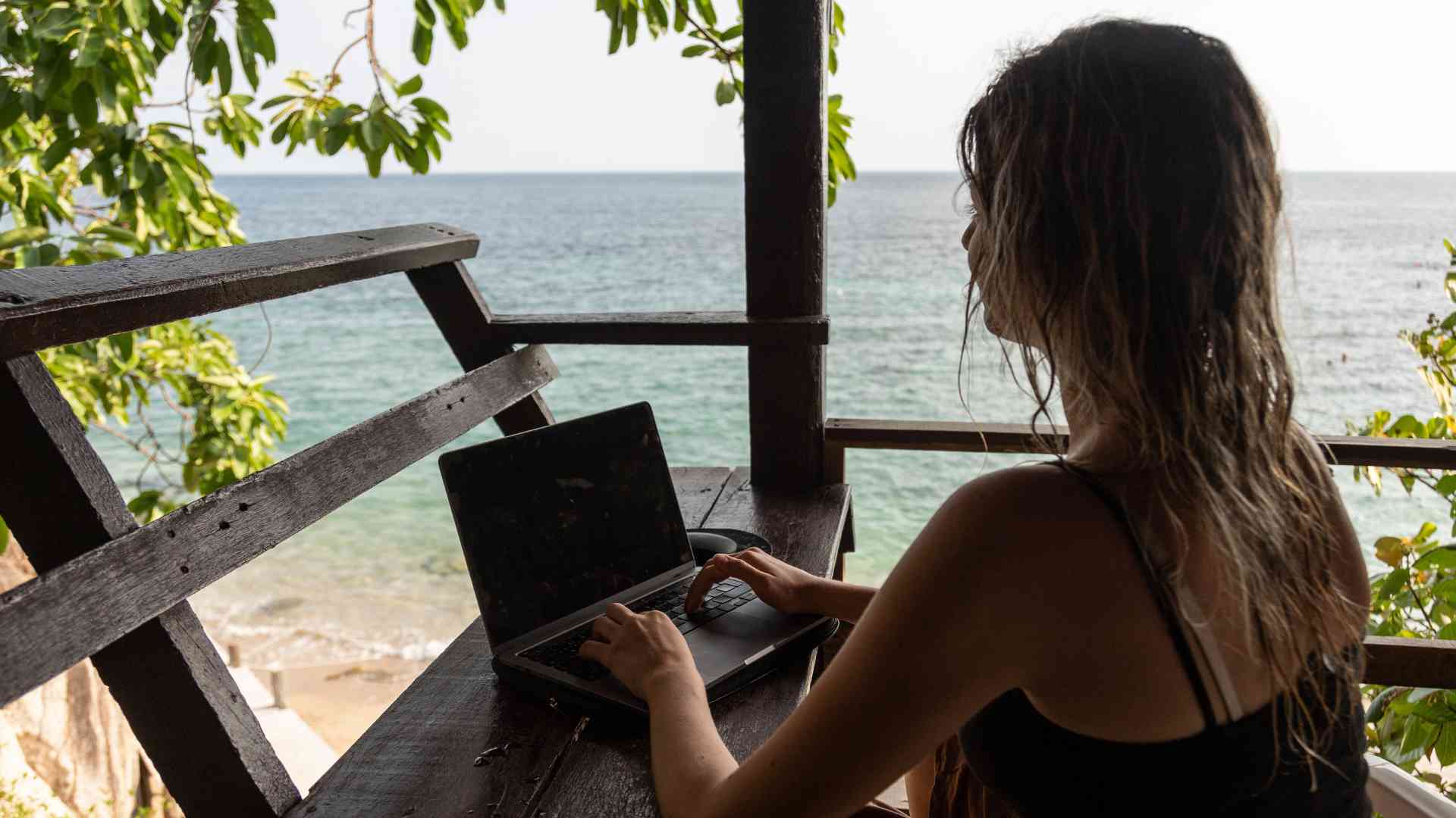 How to Find Reliable Wi-Fi as a Digital Nomad? Finding Reliable Wi-Fi as a Digital Nomad