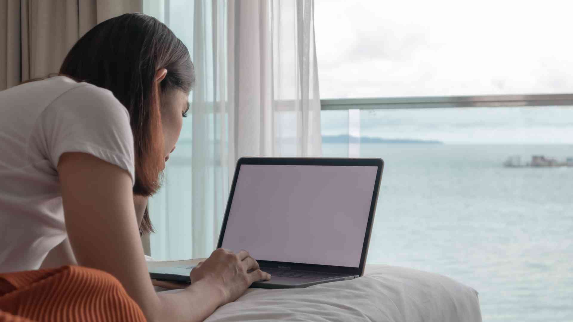 7 Disadvantages of the Digital Nomad Lifestyle: Guide disadvantages of digital nomad