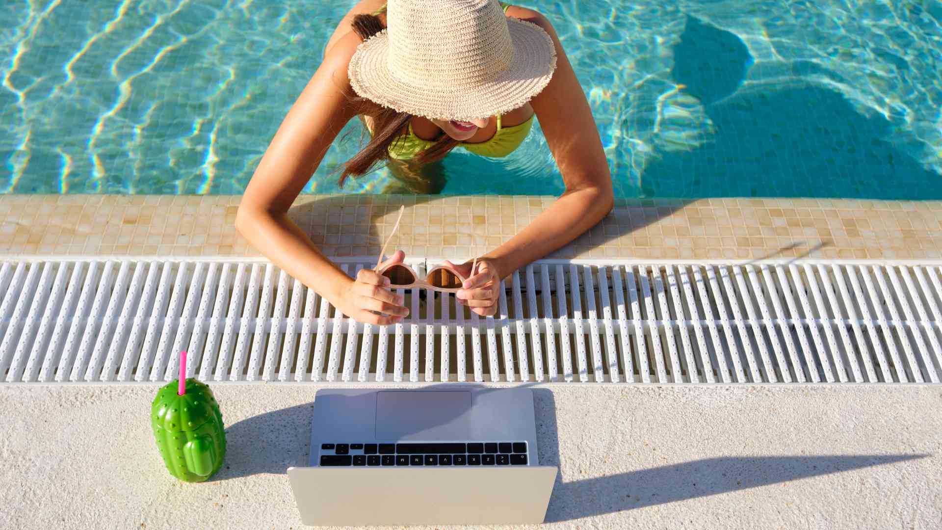 10 Productivity Hacks for Digital Nomads and Remote Workers Digital Nomad Productivity Hacks