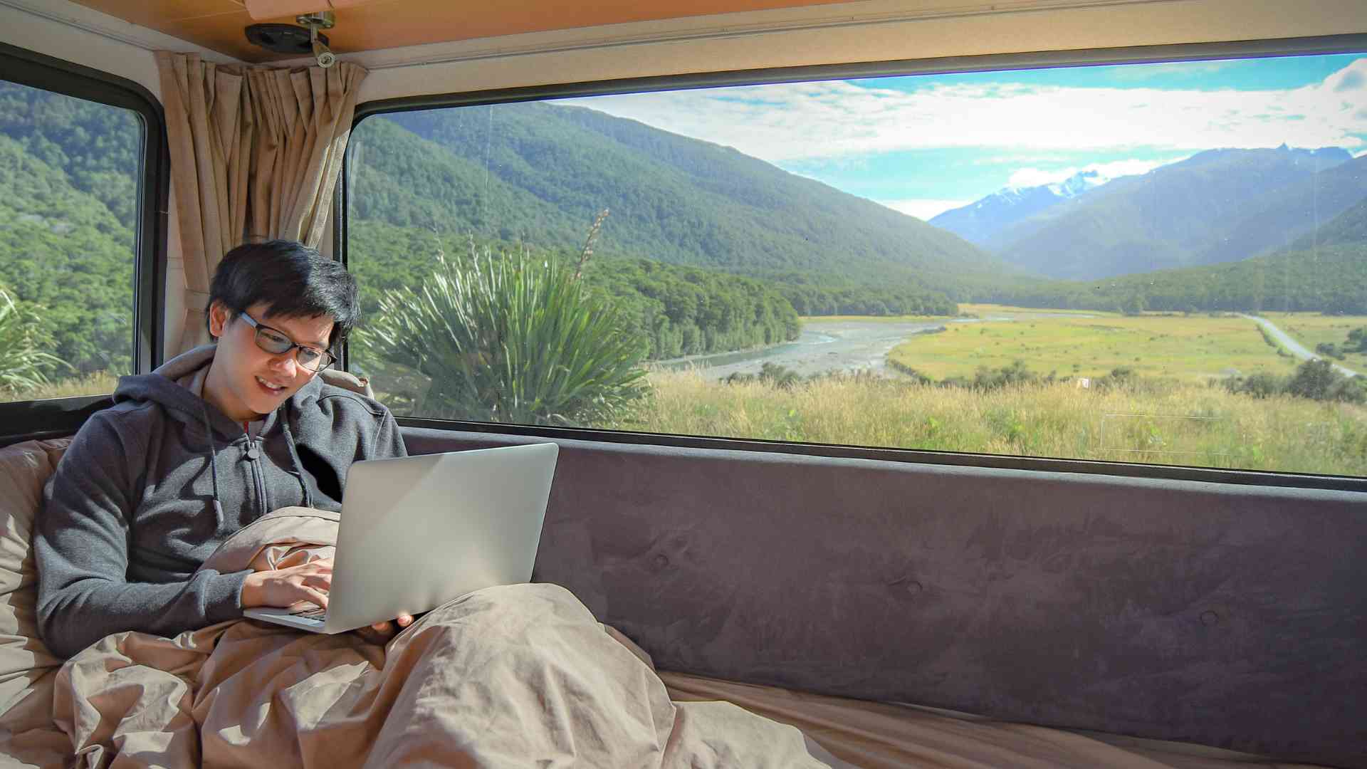 How to Find Affordable Accommodation for Digital Nomads? how to find Affordable Accommodation for Digital Nomads