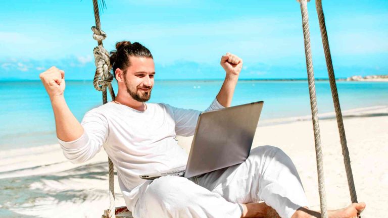 How to Live More Sustainably as a Digital Nomad? Guide