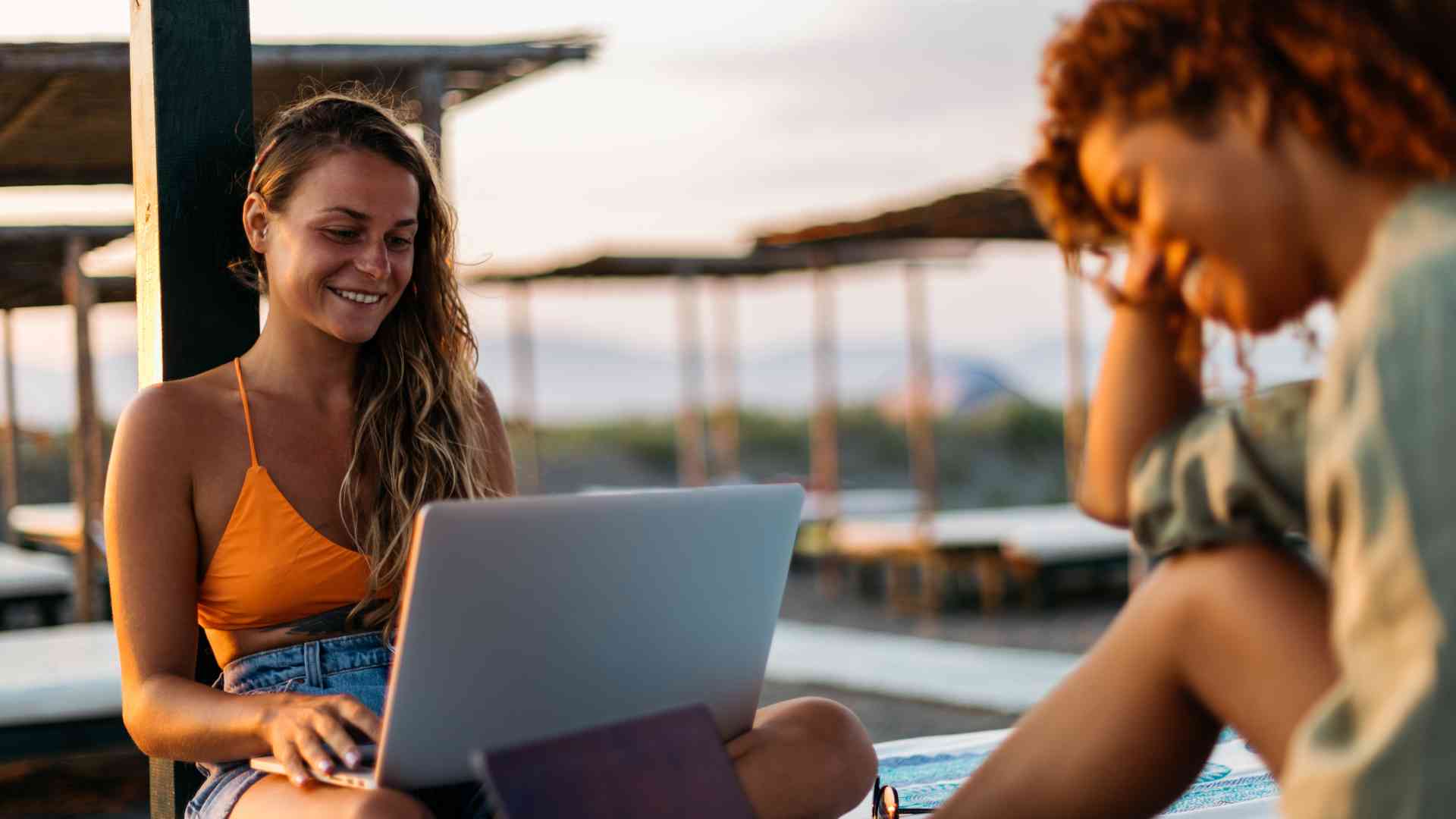 Can Digital Nomad Live on a Boat? Pros, Cons and Tips Guide Can Digital Nomad Live on a Boat? Pros, Cons and Tips Guide