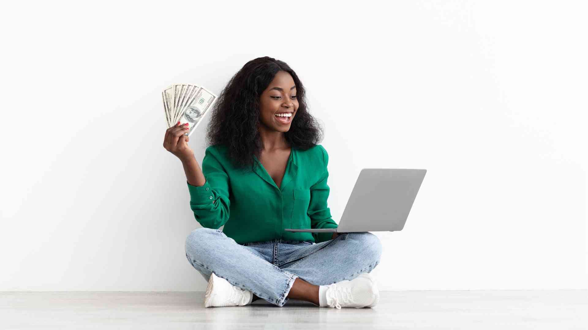 How to Save Money as a Digital Nomad? Proven Ways Guide digital nomad how to save money