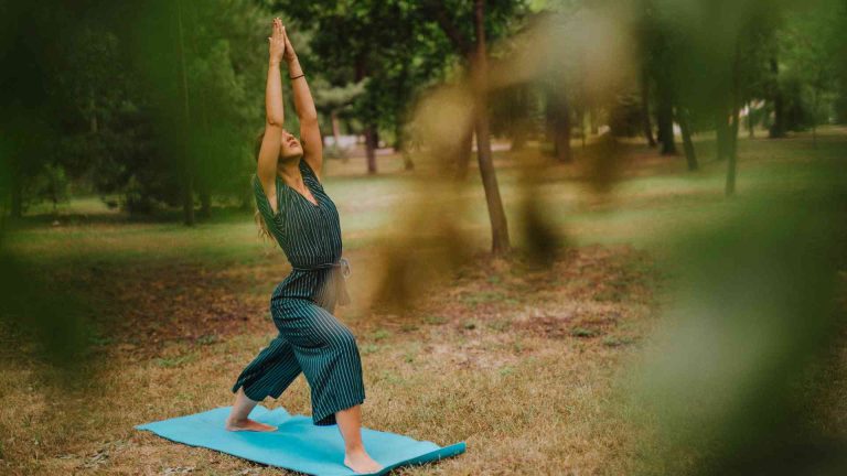 The Benefits of Digital Nomad Yoga: Finding Balance on Life