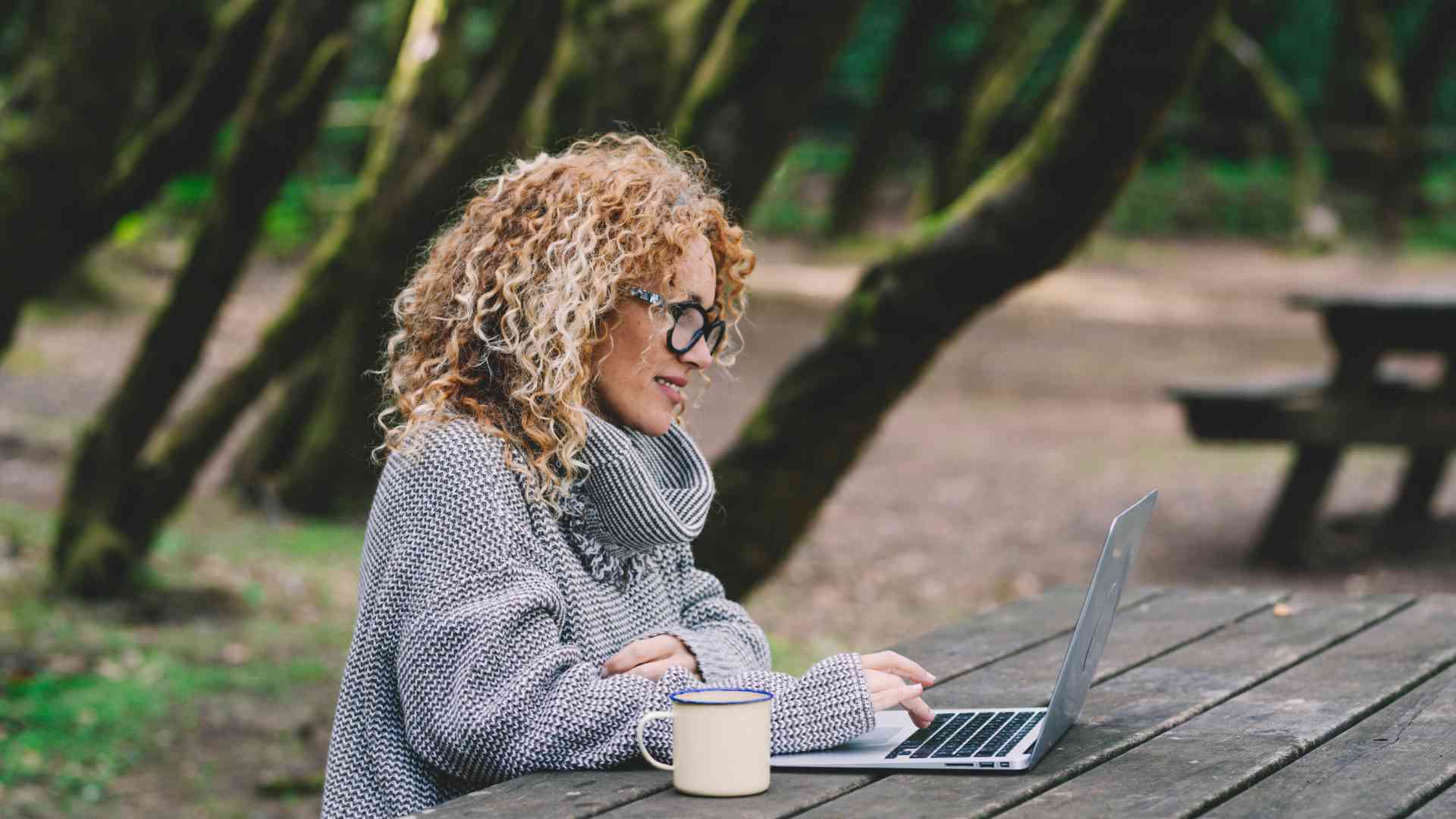 11 Essential Tips for Solo Female Digital Nomads Solo Female Digital Nomad Safety Tips