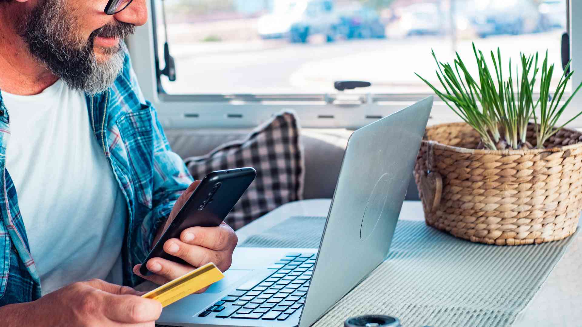Exploring Digital Nomad Co-Living Experiences: Guide Digital Nomad Co-living Experiences