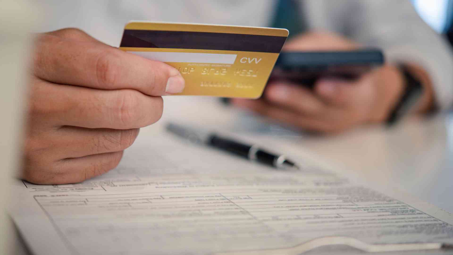 7 Strategies for Manage Cross-Border Financial Transactions What are the best strategies for managing cross-border financial transactions