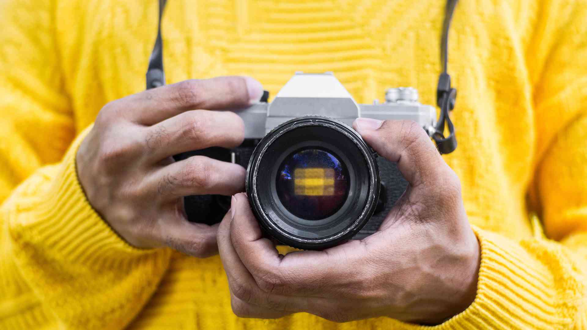 How to Capture the True Essence of a Place Through Images? How can I capture the essence of a destination through photography as a nomad